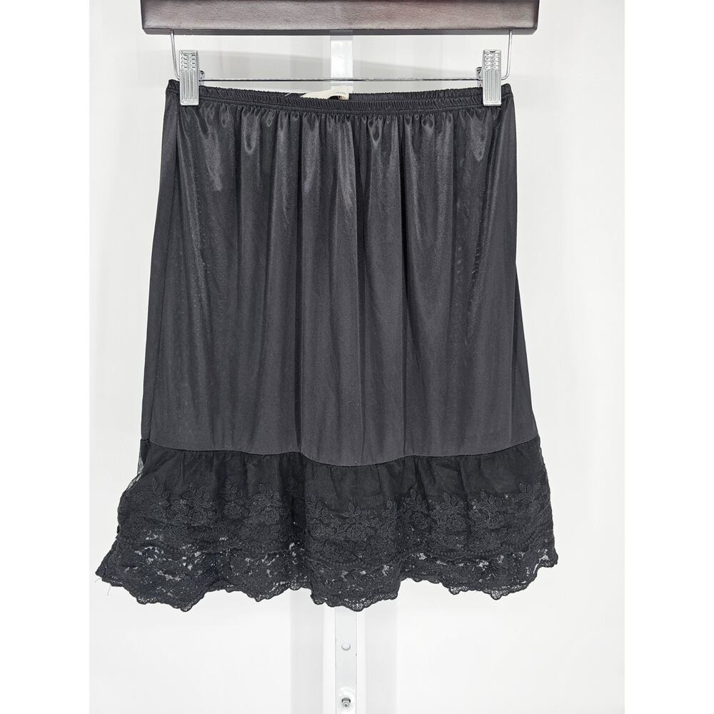 O2 Collection Womens Sz M Nylon Skirt Slip Black Lace Trim